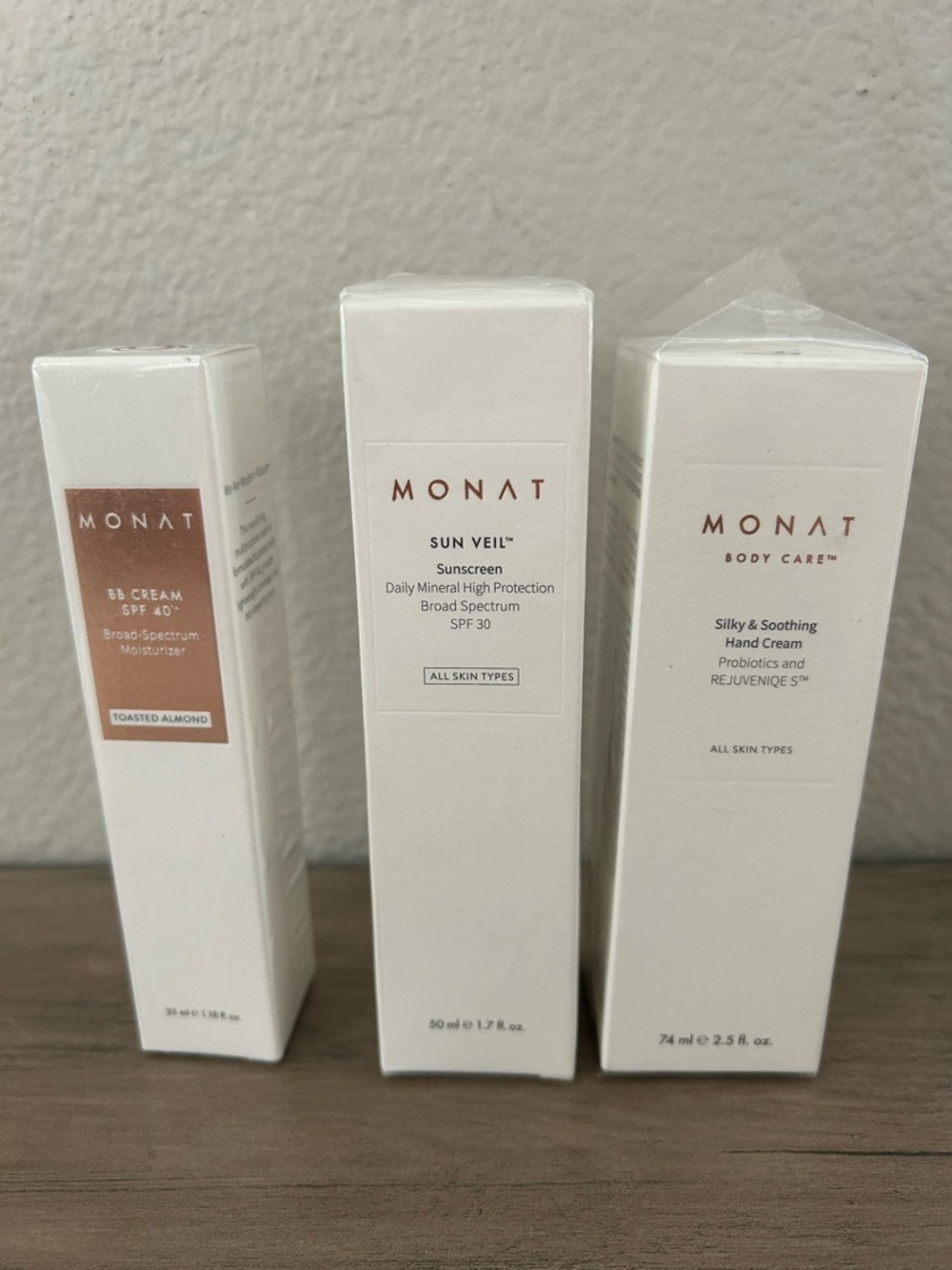 Monat BB Cream Broad-Spectrum Moisturizer Toasted Almond Hand Cream Sun Veil Lot